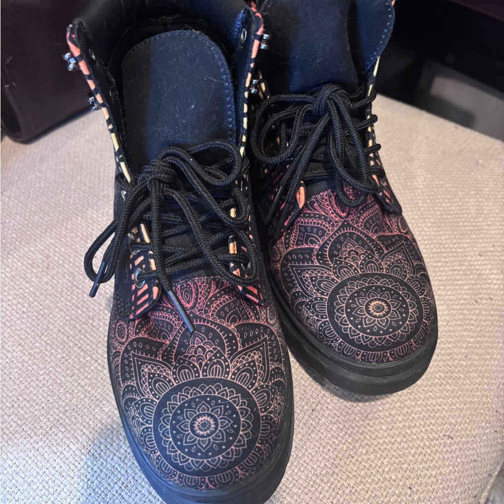 Mandala Pattern Women's Combat Boots - Black and Pink